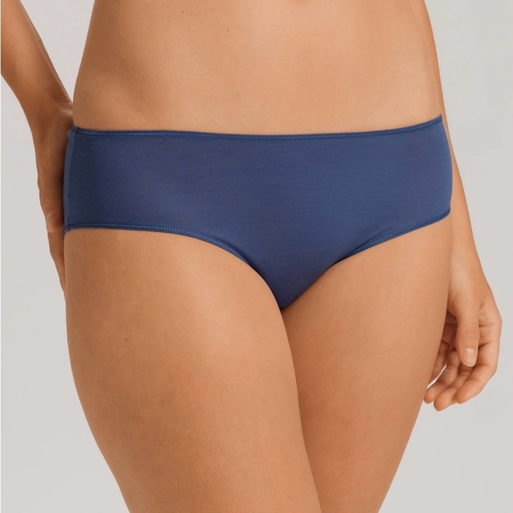 HANRO Ultralight Cotton Hi-Cut Brief